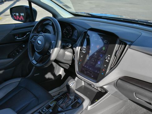 Used 2024 Subaru Crosstrek 2.5i Limited w/ Crosstrek Mirror Package image 45