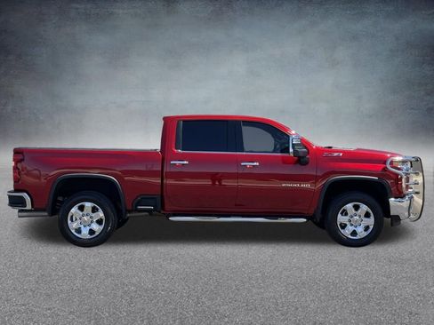 Used 2021 Chevrolet Silverado 2500 LTZ image 2