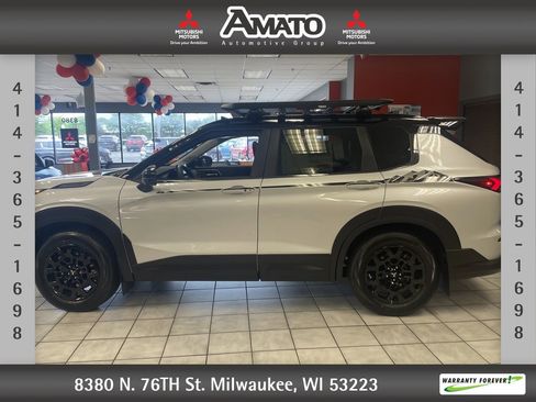 New 2025 Mitsubishi Outlander TRAIL EDITION 2.5 image 3