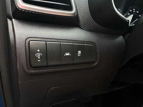 Used 2020 Hyundai Tucson SE w/ Cargo Package image 11