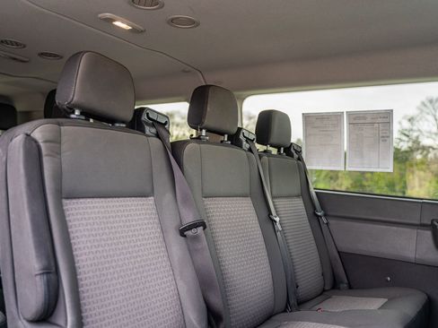 Used 2023 Ford Transit 350 XLT image 17