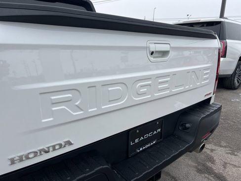 Certified 2025 Honda Ridgeline Sport image 30