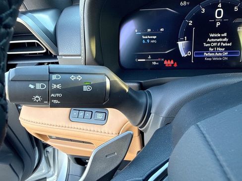 Used 2026 Lexus IS 350 F Sport w/ Accessory Package Z1 RWD image 28