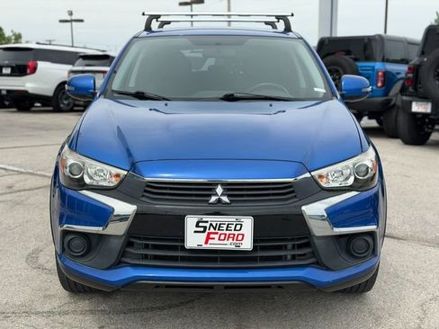 Used 2017 Mitsubishi Outlander Sport ES FWD image 2