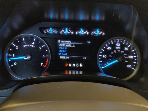 Used 2021 Ford Expedition Max XLT w/ FX4 Off-Road Package AWD/4WD image 23