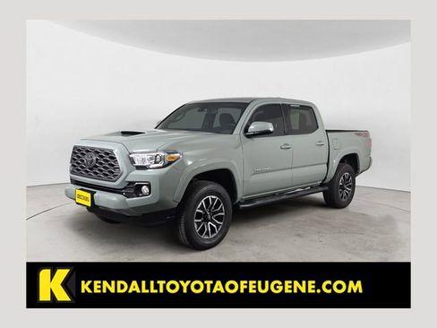 Certified 2022 Toyota Tacoma TRD Sport w/ Technology Package AWD/4WD image 1