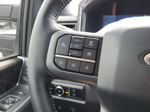 Used 2024 Ford F250 Lariat w/ Lariat Ultimate Package image 21