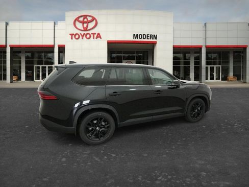 New 2026 Toyota Grand Highlander Platinum AWD/4WD image 9