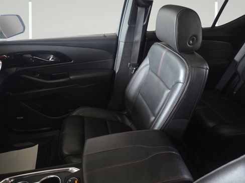 Used 2023 Chevrolet Traverse RS w/ LPO, Floor Liner Package AWD/4WD image 22