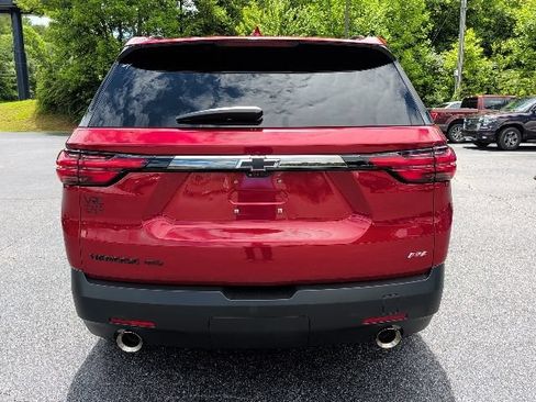 Used 2023 Chevrolet Traverse RS AWD/4WD image 7