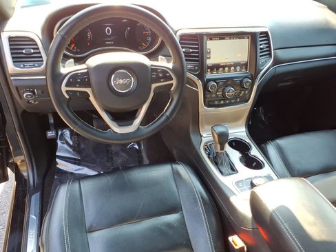 Used 2017 Jeep Grand Cherokee Limited image 11