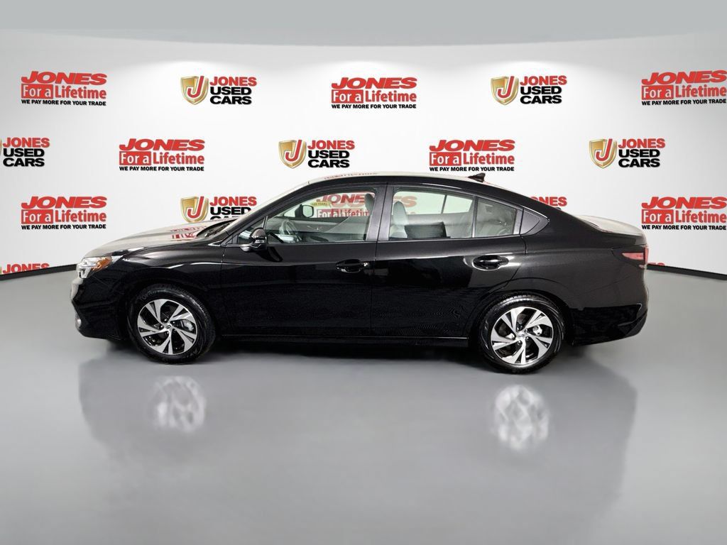 Used 2025 Subaru Legacy Premium AWD/4WD image 14