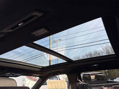 New 2026 GMC Yukon XL AT4 Ultimate image 7