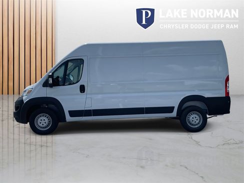 New 2025 RAM ProMaster 2500 w/ Convenience Group image 6