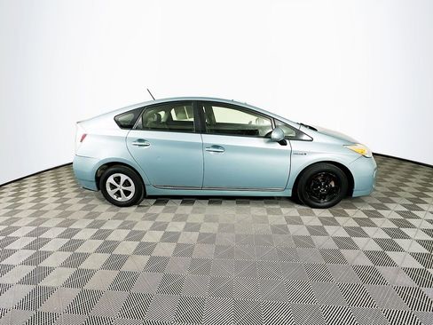 Used 2013 Toyota Prius Four image 11