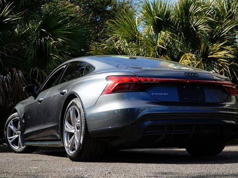 Used 2023 Audi e-tron GT Premium Plus w/ Executive Package image 4