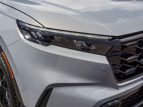 Used 2025 Honda CR-V Sport image 10