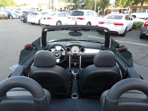 Used 2005 MINI Cooper Convertible FWD image 11