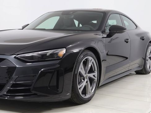 Used 2023 Audi e-tron GT Premium Plus image 69