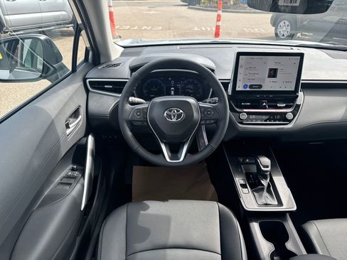 New 2026 Toyota Corolla Cross XLE image 11