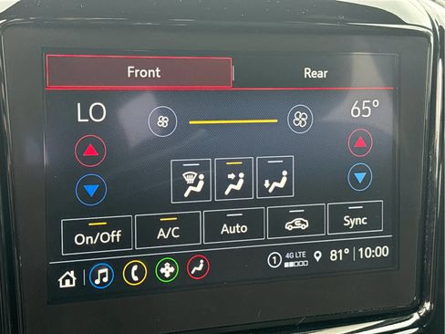 Certified 2024 Chevrolet Traverse LT FWD image 15