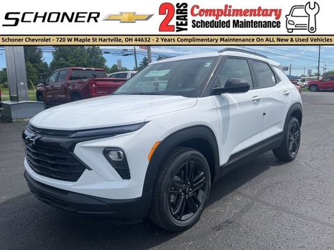 New 2026 Chevrolet TrailBlazer LT w/ Midnight Edition AWD/4WD image 1