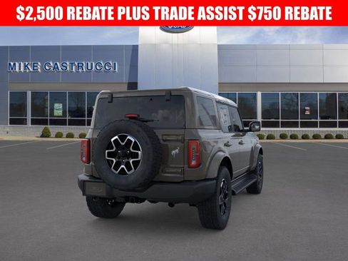 New 2025 Ford Bronco Outer Banks image 8