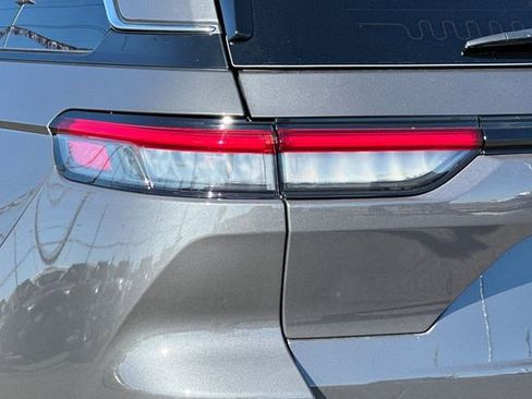 New 2025 Jeep Grand Cherokee Laredo X RWD image 25