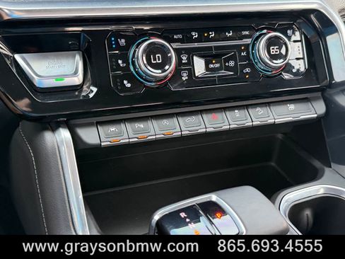 Used 2023 GMC Sierra 1500 Denali w/ Denali Reserve Package AWD/4WD image 28