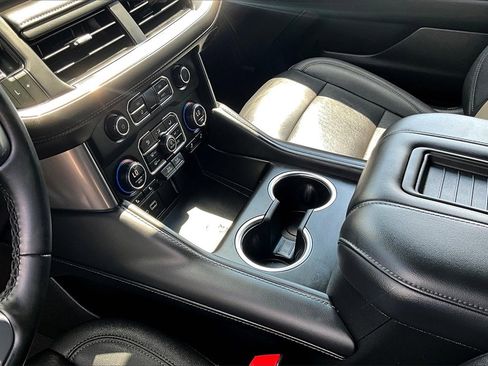 Used 2023 Chevrolet Tahoe LT image 15