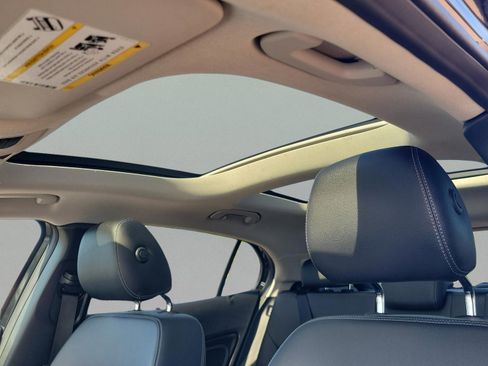 Used 2015 Mercedes-Benz GLA 250 4MATIC image 36