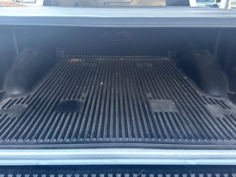 Used 2020 Ford F150 Lariat w/ Equipment Group 502A Luxury image 4