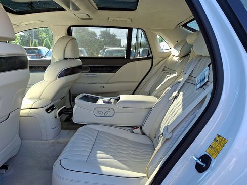 Certified 2026 Genesis G90 3.5T AWD/4WD image 10