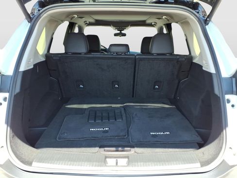 Certified 2023 Nissan Rogue SV w/ SV Premium B Package AWD/4WD image 24