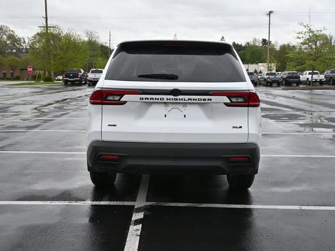 New 2026 Toyota Grand Highlander XLE AWD/4WD image 6