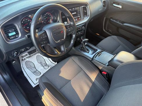 Used 2017 Dodge Charger R/T w/ Blacktop Package image 13