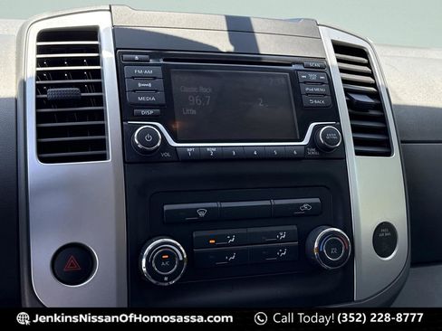 Used 2017 Nissan Frontier SV RWD image 30