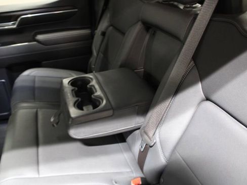 Used 2023 GMC Sierra 1500 SLT w/ X31 Off-Road Package image 23