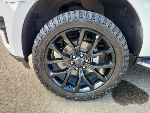 Used 2022 Ford Expedition Max XLT RWD image 58