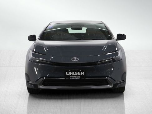 Used 2025 Toyota Prius Limited image 8