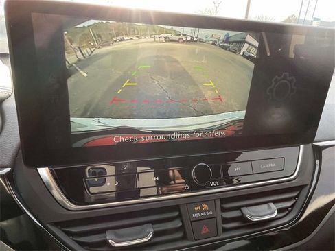 Used 2023 Nissan Altima 2.5 SR w/ SR Premium Package image 21