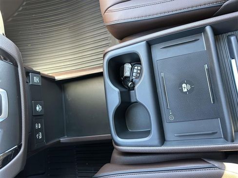 New 2026 Honda Odyssey Touring image 21