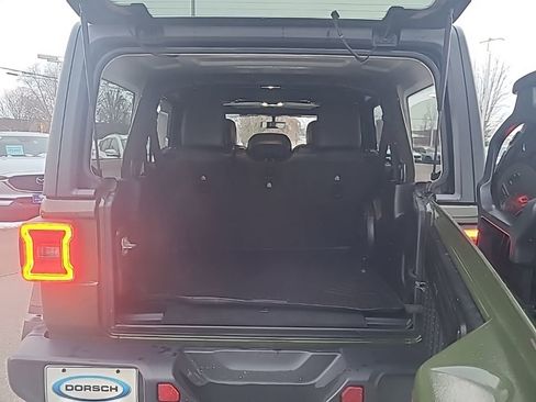 Used 2023 Jeep Wrangler Unlimited Rubicon w/ LED Lighting Group image 17