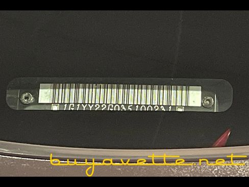 Used 2003 Chevrolet Corvette Coupe w/ Preferred Equipment Group image 28