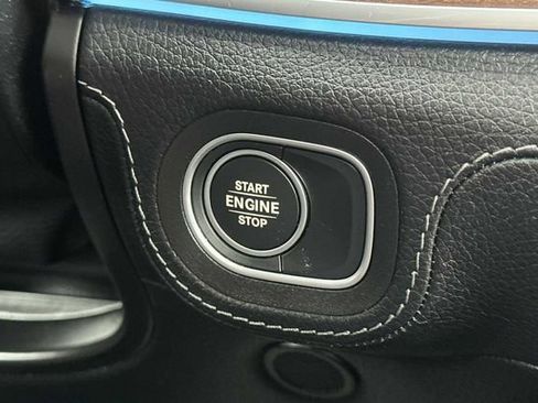 Used 2024 Mercedes-Benz GLE 450e 4MATIC image 23