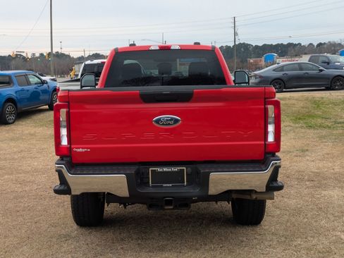 Certified 2024 Ford F350 XLT w/ FX4 Off-Road Package image 5