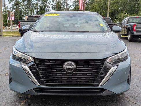 Used 2024 Nissan Sentra SV FWD image 9
