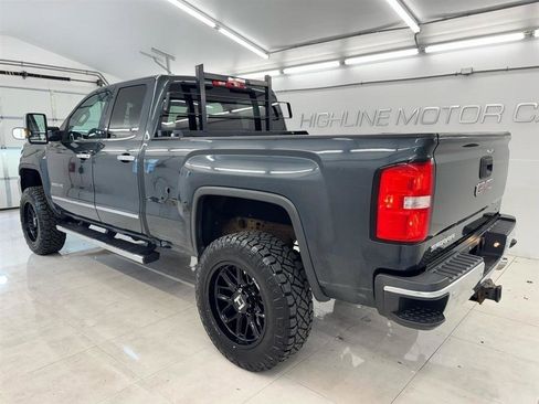 Used 2017 GMC Sierra 2500 SLT w/ Driver Alert Package AWD/4WD image 7