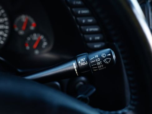 Used 2000 Chevrolet Corvette Coupe image 26