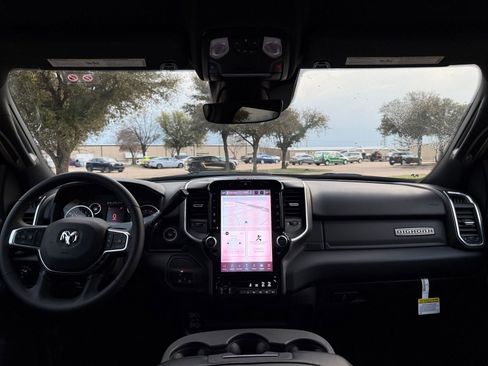 Used 2025 RAM 2500 Big Horn image 34